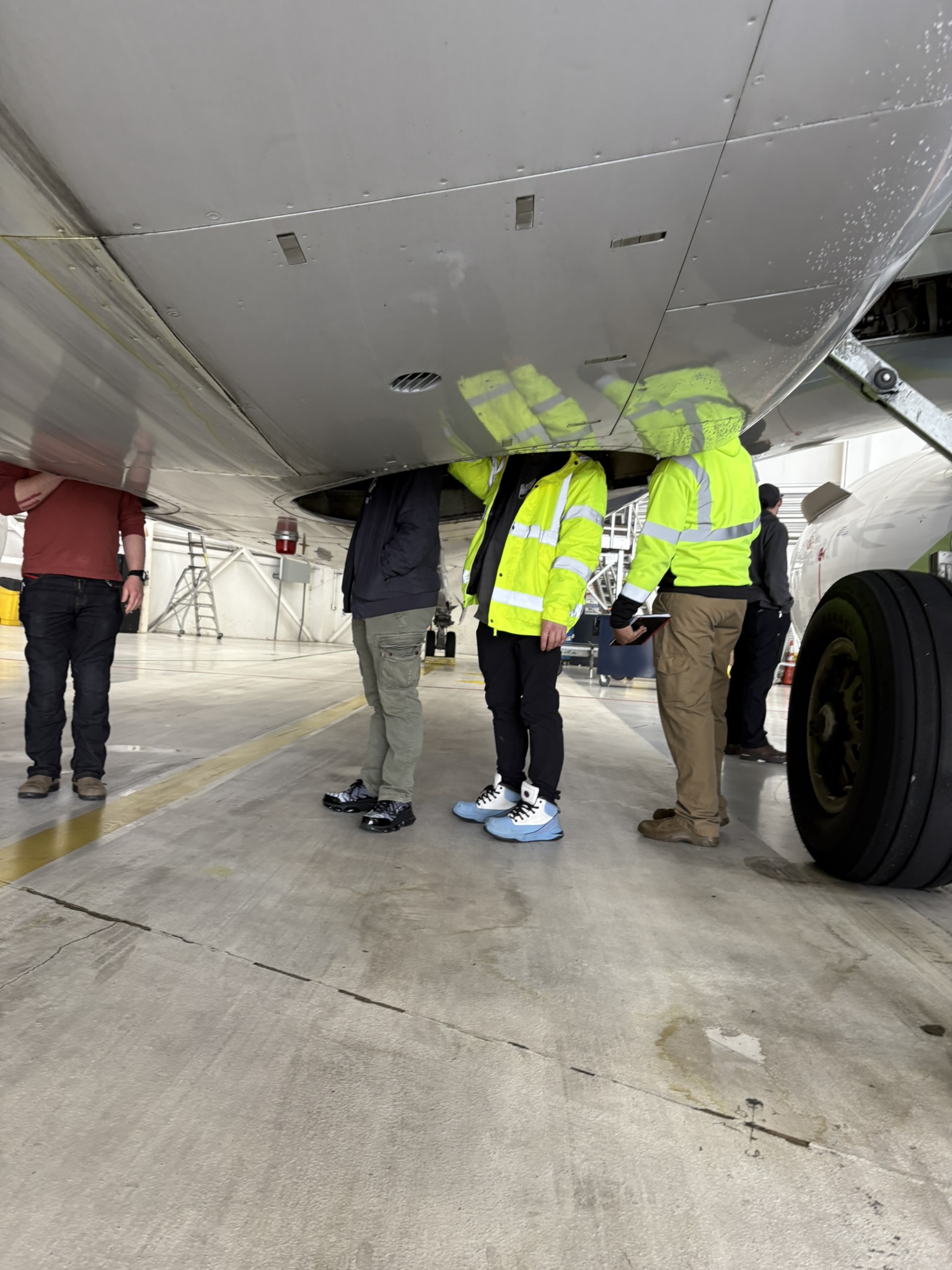 Seattle Colleges visit to Alaska Airlines Maintenance & Engineering facilities